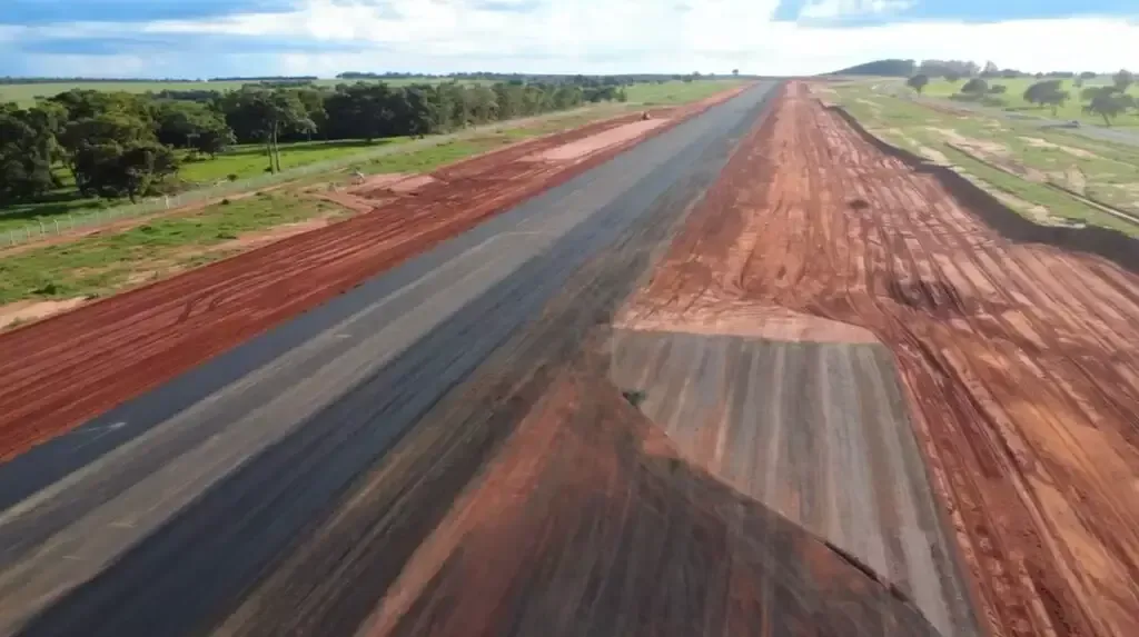Imagem de compartilhamento para o artigo Governo de MS lança novo edital para sinalizar aeródromo de Inocência da MS Todo dia