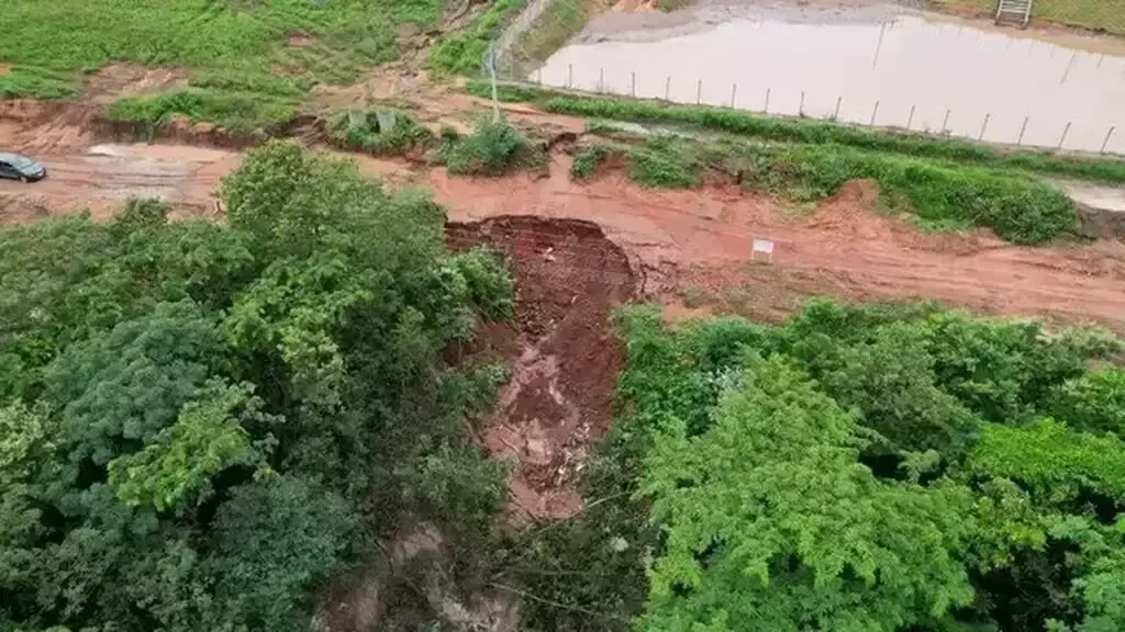 Imagem de compartilhamento para o artigo Governo reconhece situação de emergência em Sonora por 180 dias após temporais da MS Todo dia