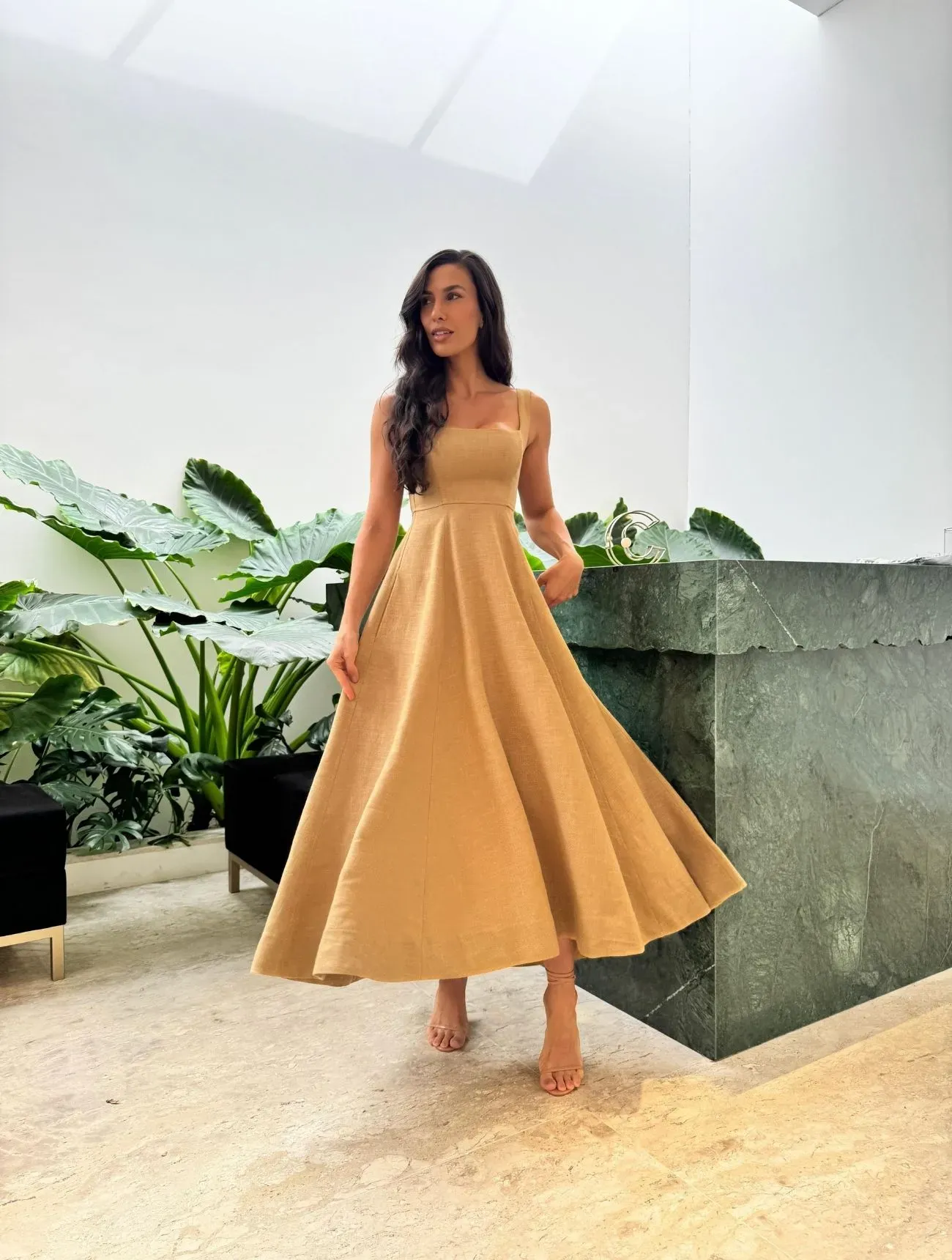 Imagem de Vestido Linho Bege Anne - Cloude