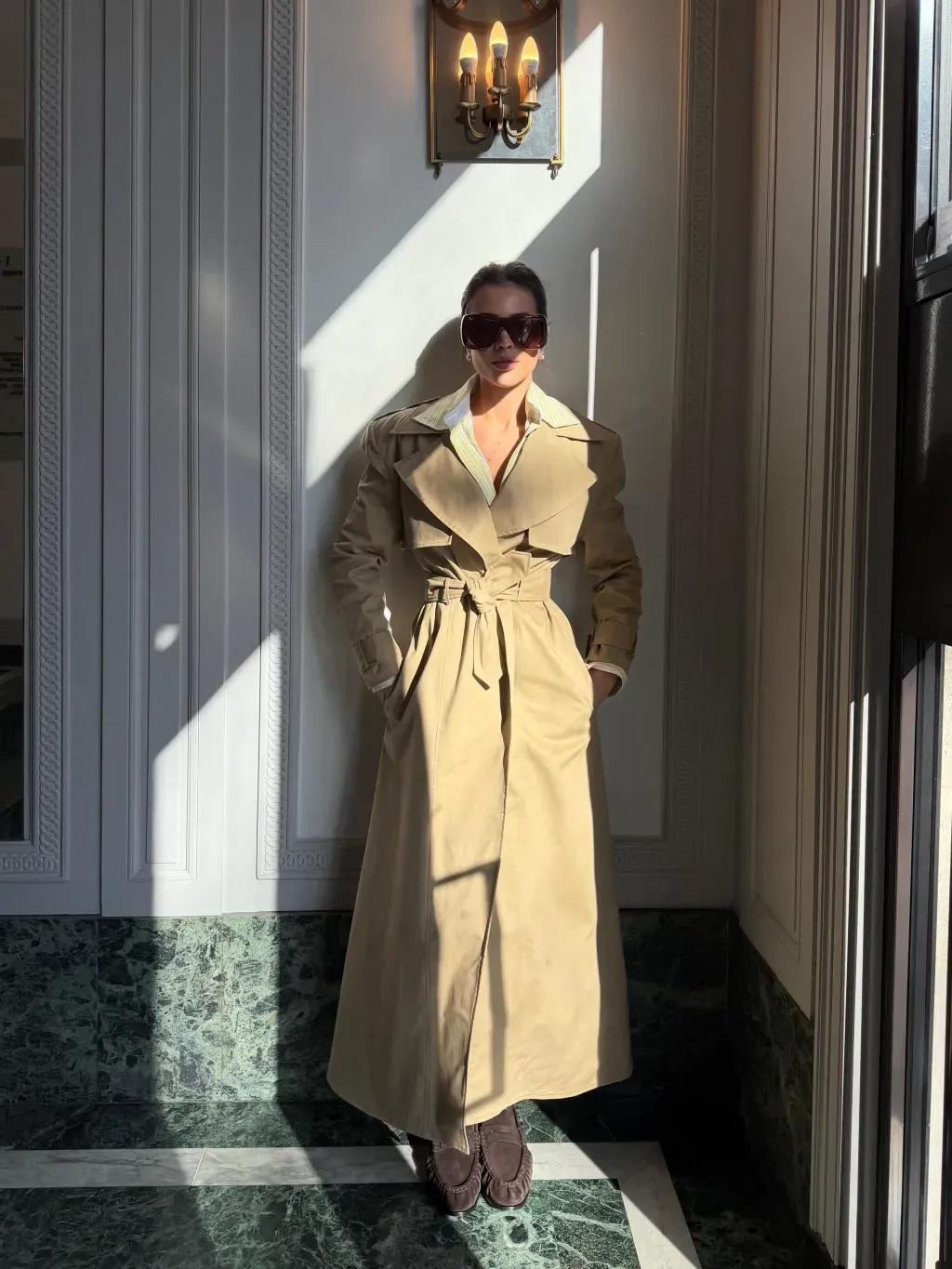 THETOE Roosevelt trench coat ベージュ　S SOBRETUDO TRENCH COAT CAMEL CELIA - CLOUDE - Donna Boutique