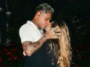 Imagem ilustrativa para Assumiu? MC Cabelinho intriga fãs ao postar foto beijando loira misteriosa
