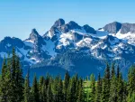 Imagem da notícia As 5 montanhas mais altas do mundo: desafios e conquistas