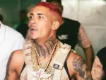 Imagem da notícia MC Poze do Rodo declara vínculo com facção ao chegar em presídio para se manter longe de rivais
