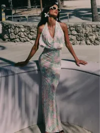 Imagem de VESTIDO FLORAL LUDIMILA - CLOUDE