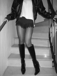 Imagem de SHORT PRETO FLAVIA - CLOUDE