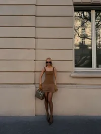 Imagem de VESTIDO CARAMELO TOFFE LIA - CLOUDE