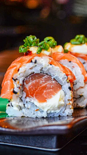 Imagem do web story Por que o sushi se tornou tão popular?