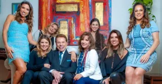 Imagem da notícia Filhas de Silvio Santos divulgam carta deixada pelo apresentador com reflexões: "Fecho os meus olhos às adulações"