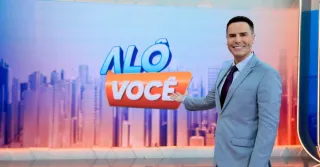 Imagem da notícia Luiz Bacci acusa a Record de tentar sabotar sua audiência no SBT e a emissora emite nota