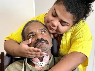 Imagem principal do artigo Após 50 dias internado e com anúncio que iria para casa, Arlindo Cruz tem alta adiada: “Estamos aguardando a remontagem”