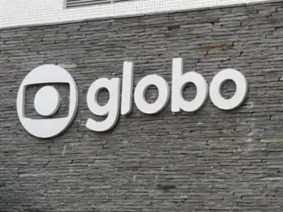 Imagem principal do artigo Colunista diz que famoso da Globo trai esposa com mulher trans e escândalo vem à tona: “Esse casal tem filhos"