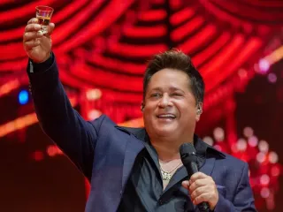 Imagem principal do artigo Fãs detonam Leonardo por se apresentar aparentemente bêbado: “Misericórdia, que vergonha!”