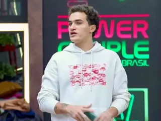Imagem da notícia Power Couple: Guilherme irrita web após dizer que público não gosta de brigas: "Eliminem"