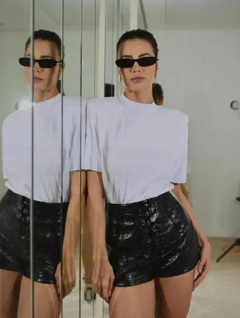 Imagem de Short Preto Amélia - Cloude