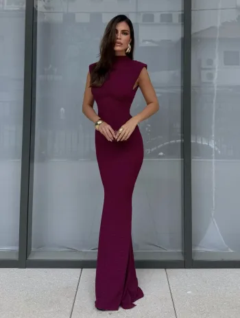 Imagem de Vestido Bordo Larissa - Cloude
