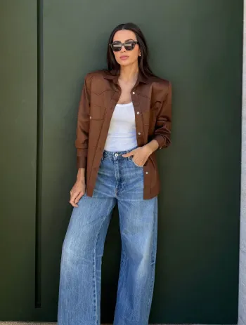 Imagem do produto Camisa Marrom Lucélia - Cloude
