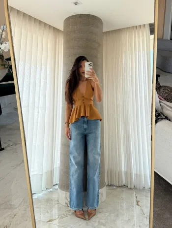 Imagem de BLUSA MOSTARDA SUZANA - CLOUDE