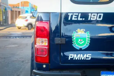 Imagem da notícia Bêbado é preso após pertubar clientes de restaurante em Paranaíba