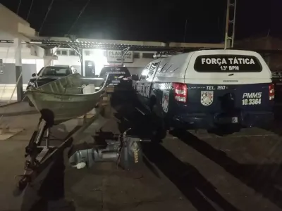 Imagem da notícia Suposto barco e motor furtados são apreendidos pela polícia em Paranaíba