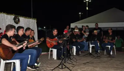 Imagem da notícia Noite Cultural iniciou as comemorações do fim de ano em Alcinópolis
