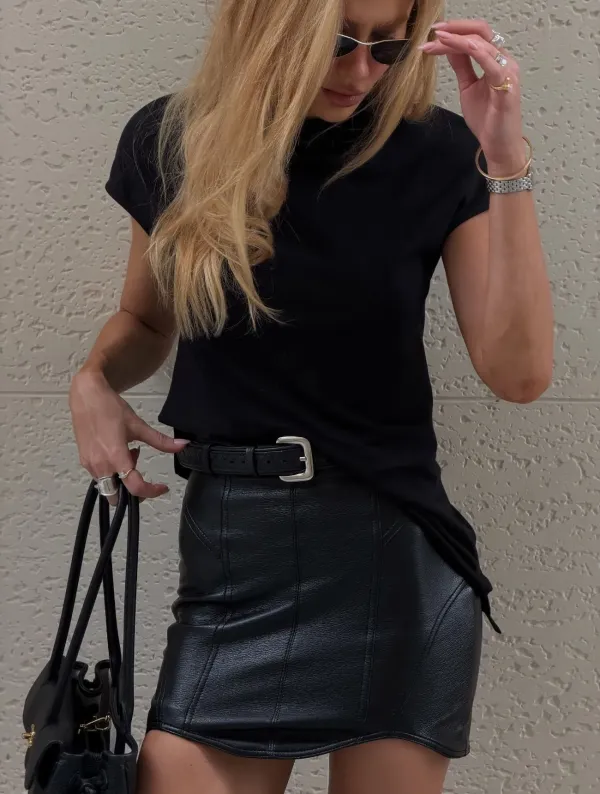 Imagem de Saia Preta Analice - Cloude