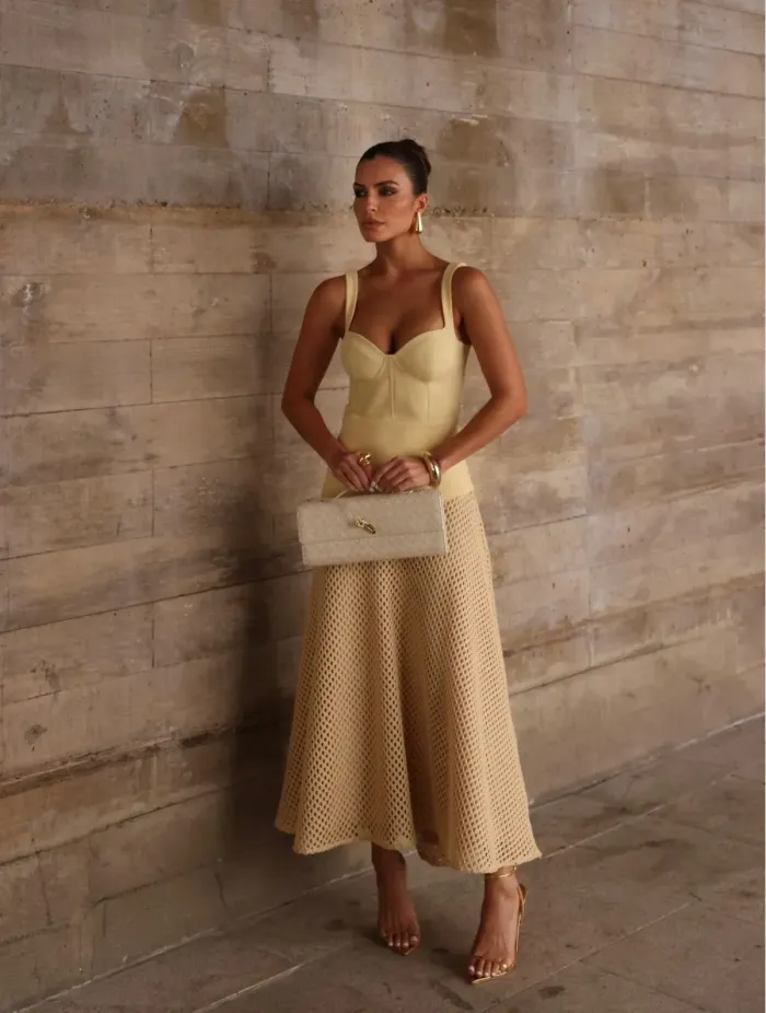 Imagem de VESTIDO AMARELO PILAR - CLOUDE