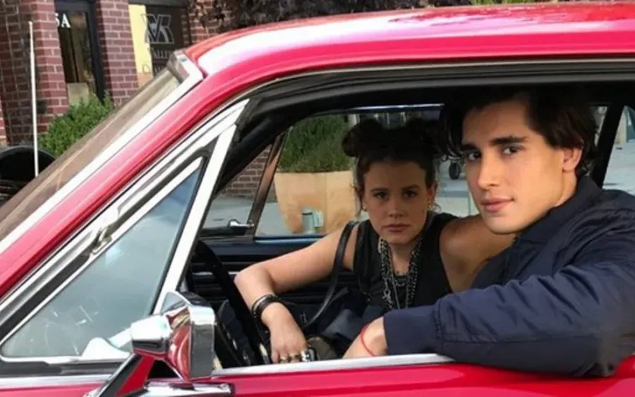 Imagem 13-reasons-why-sosie-bacon-henry-zaga_free_big_fixed_large