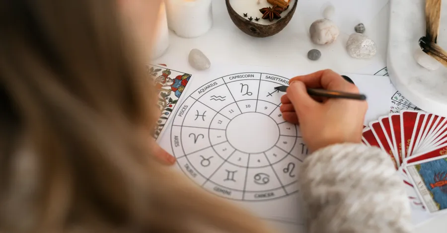 Cuidar da casa é cuidar de si. Cada signo tem seu próprio jeito de transformar o espaço em lar e, mesmo com diferenças, cada casa tem um pouquinho de especial em seus detalhes. Reprodução: Internet